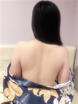 風俗 (ヘルス すすきの) YESグループ　華女 ひまり ビッグデザイア